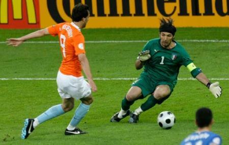 2008年欧洲杯小组赛 荷兰3：0意大利